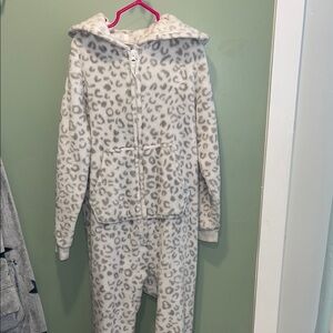 Cat & Jack Gray Hooded Sleepwear